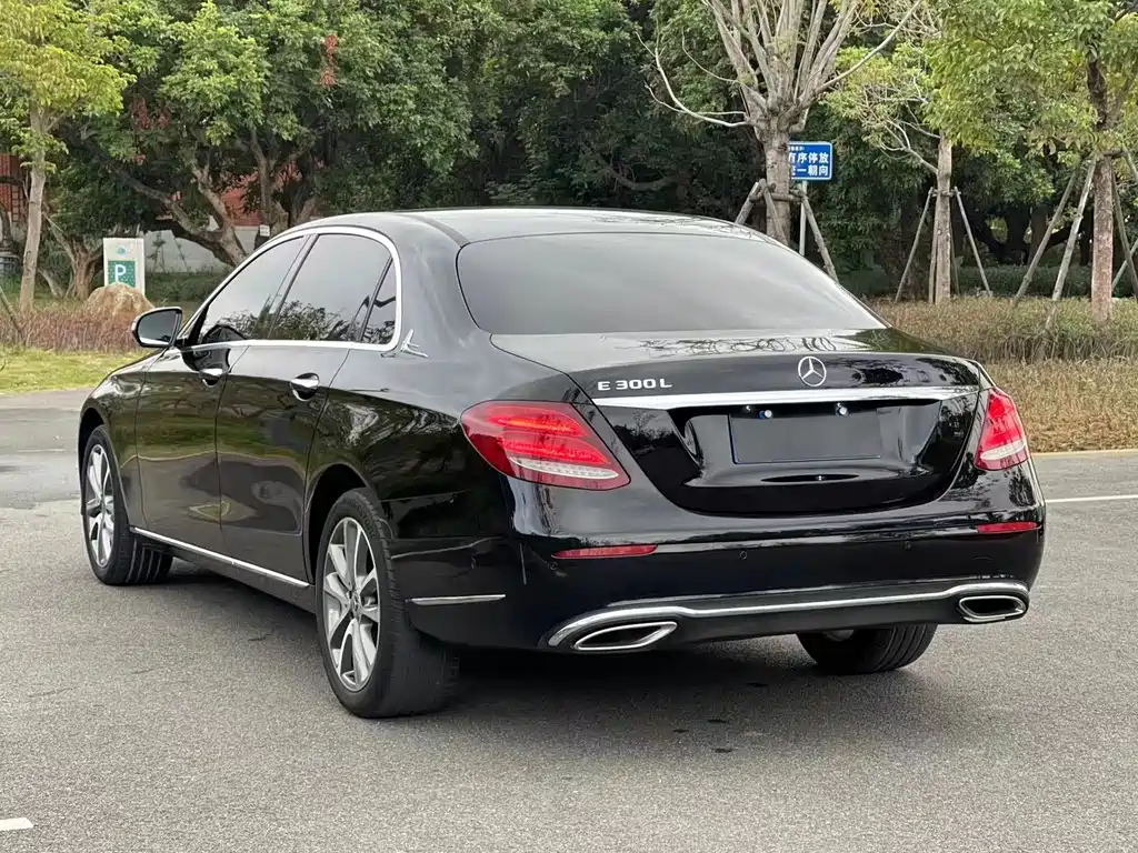Mercedes-Benz E-Class E 2017 E 300 L Luxury