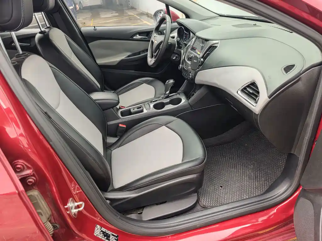 Chevrolet Cruze — миниатюра 17