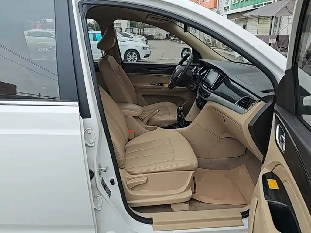 Baojun 730 — миниатюра 25