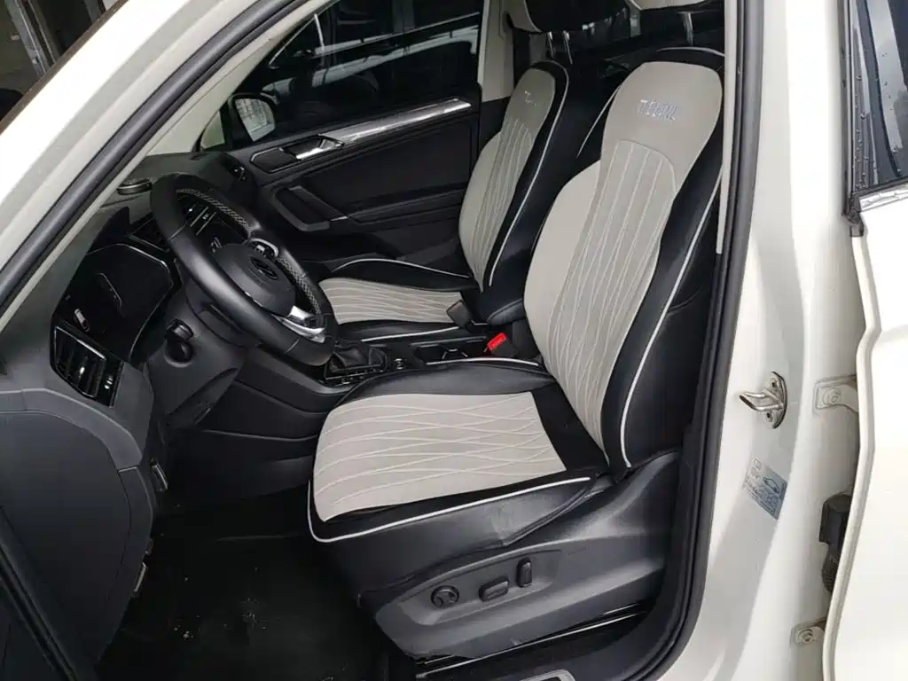 Volkswagen Tiguan L — миниатюра 11