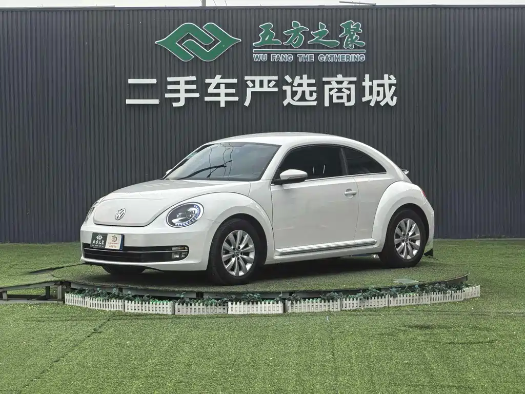 Volkswagen Beetle 2014