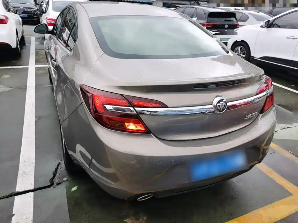 Buick Regal — миниатюра 6