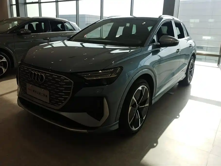 Audi Q4 e-tron 2023