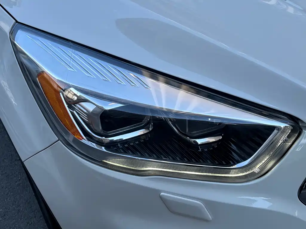 Ford Kuga — миниатюра 14