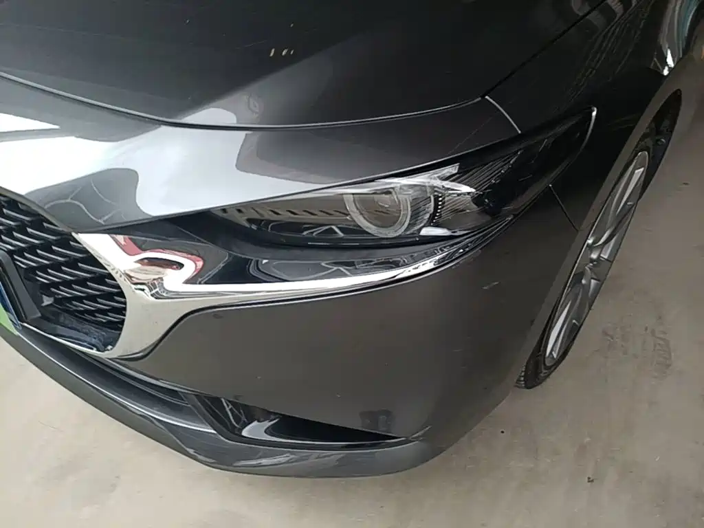 Mazda 3 Axela — миниатюра 24