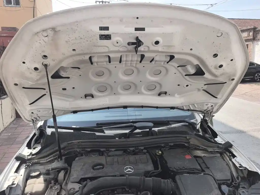 Mercedes-Benz GLA — миниатюра 16