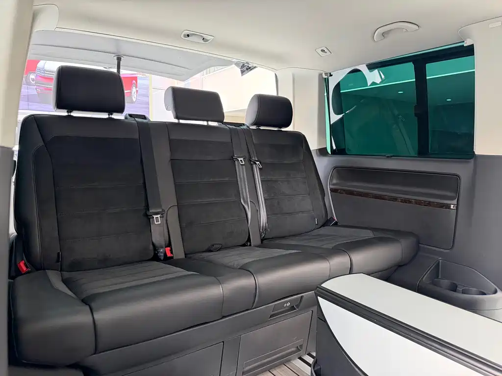 Volkswagen Multivan — миниатюра 21