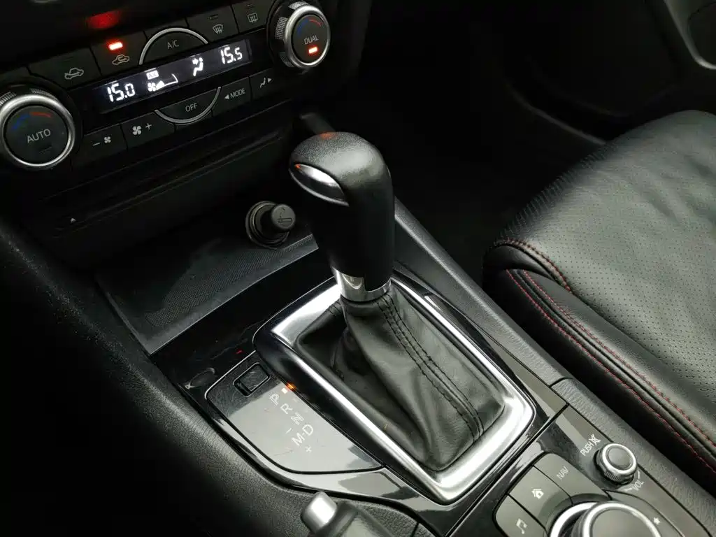 Mazda 3 Axela — миниатюра 13