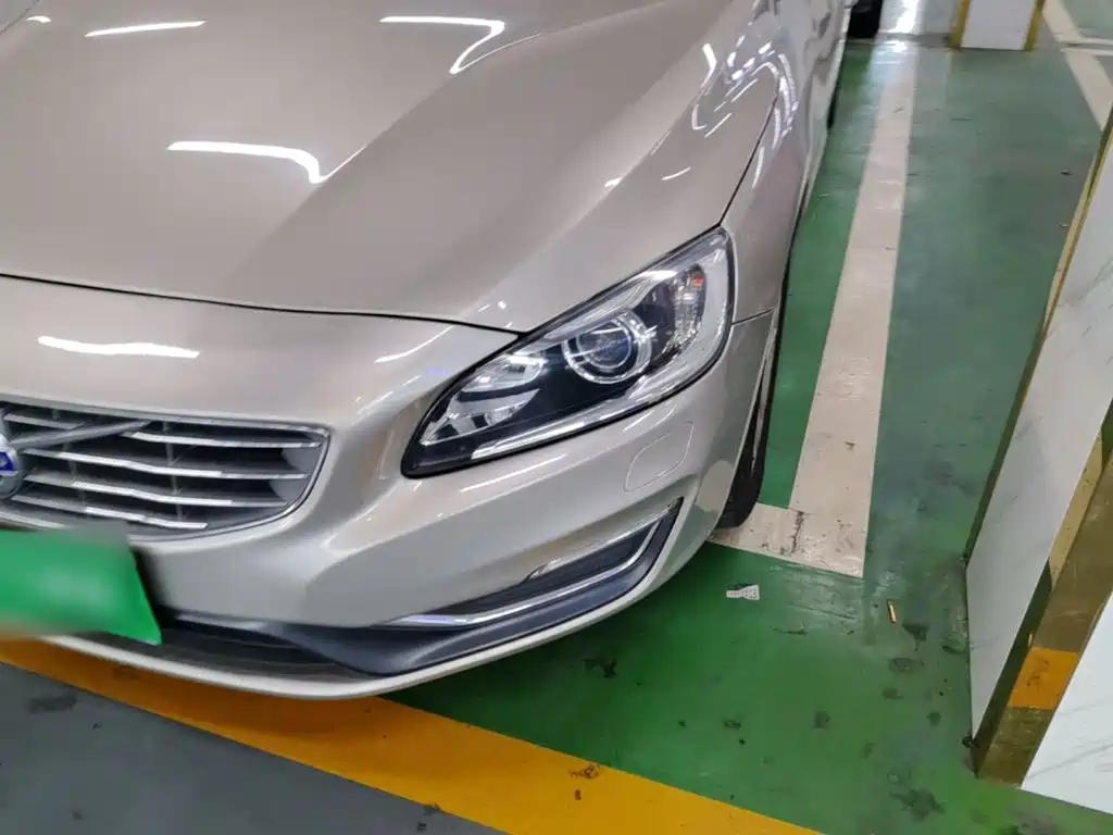 Volvo S60 — миниатюра 24