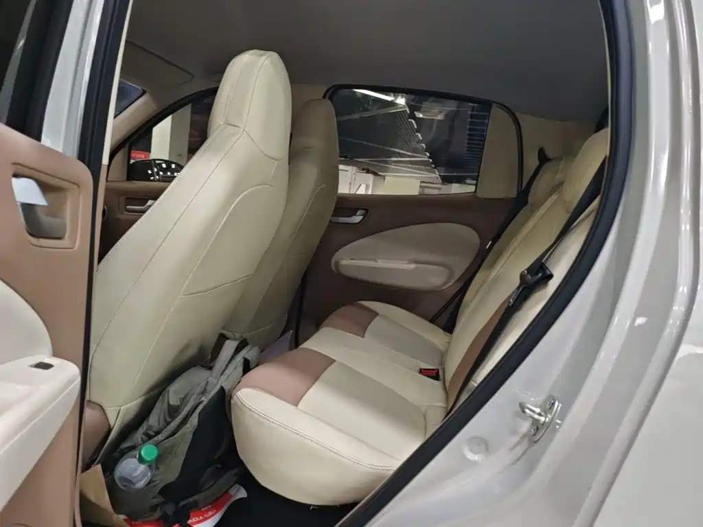 Wuling MINIEV — миниатюра 17