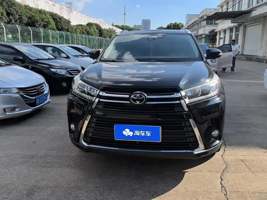 Toyota Highlander — миниатюра 2