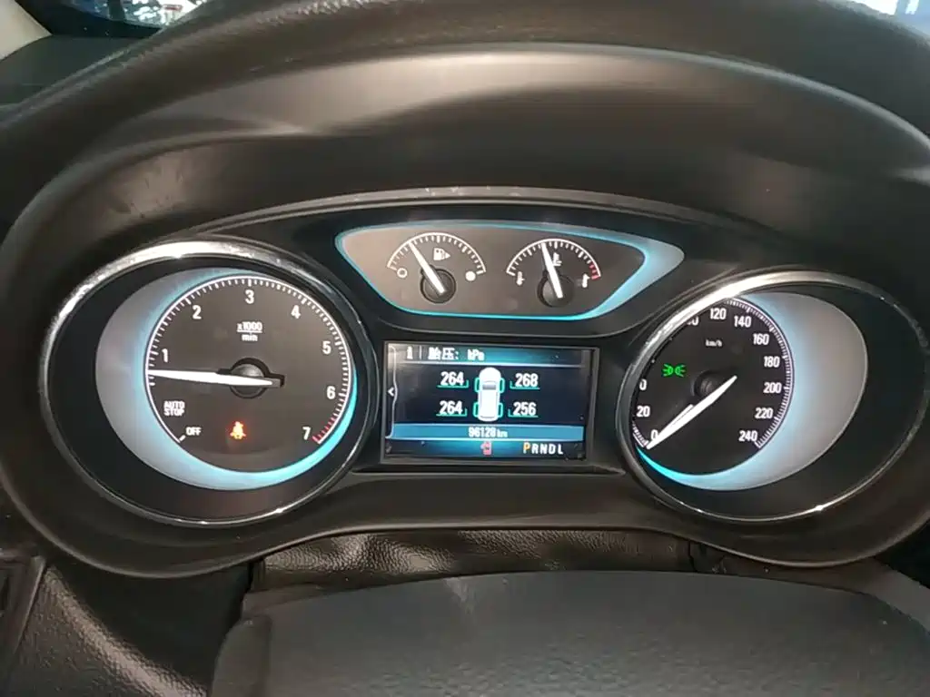 Buick Envision Plus — миниатюра 12