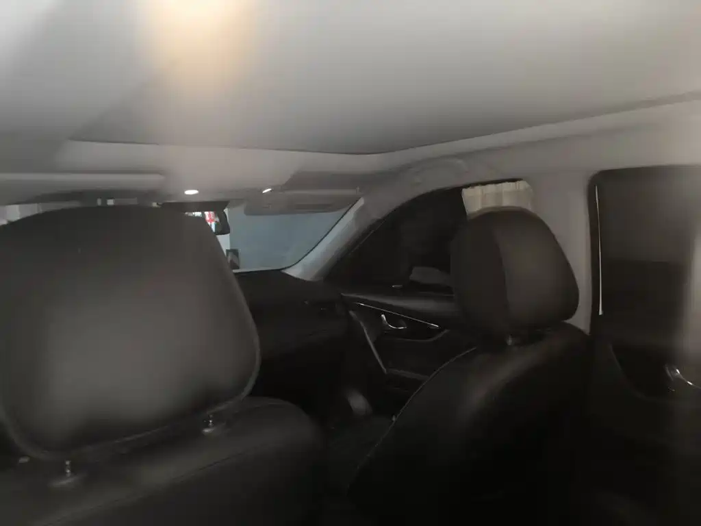Nissan X-Trail — миниатюра 9