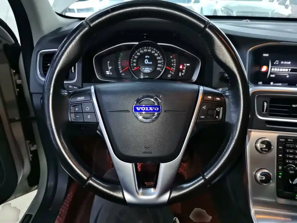 Volvo S60 — миниатюра 11
