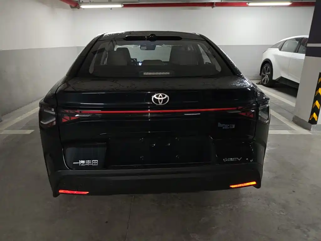 Toyota bZ3 2024 616km Premium