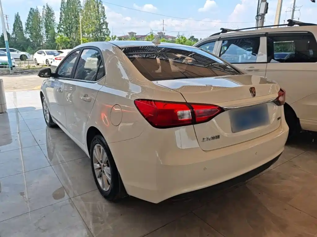 Roewe 360 — миниатюра 5