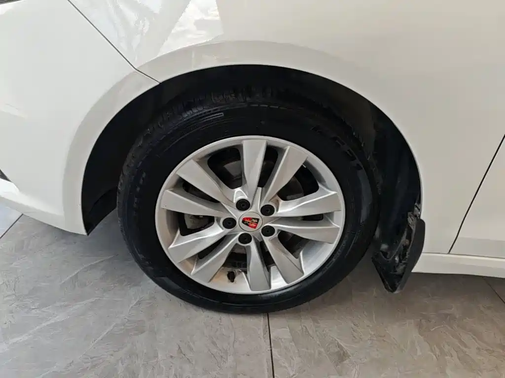 Roewe 360 — миниатюра 23