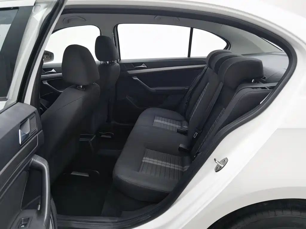 Volkswagen Lavida — миниатюра 15
