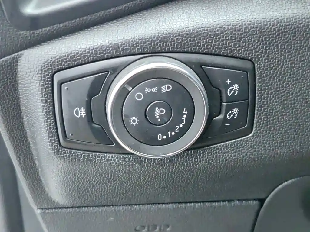 Ford Ecosport — миниатюра 21