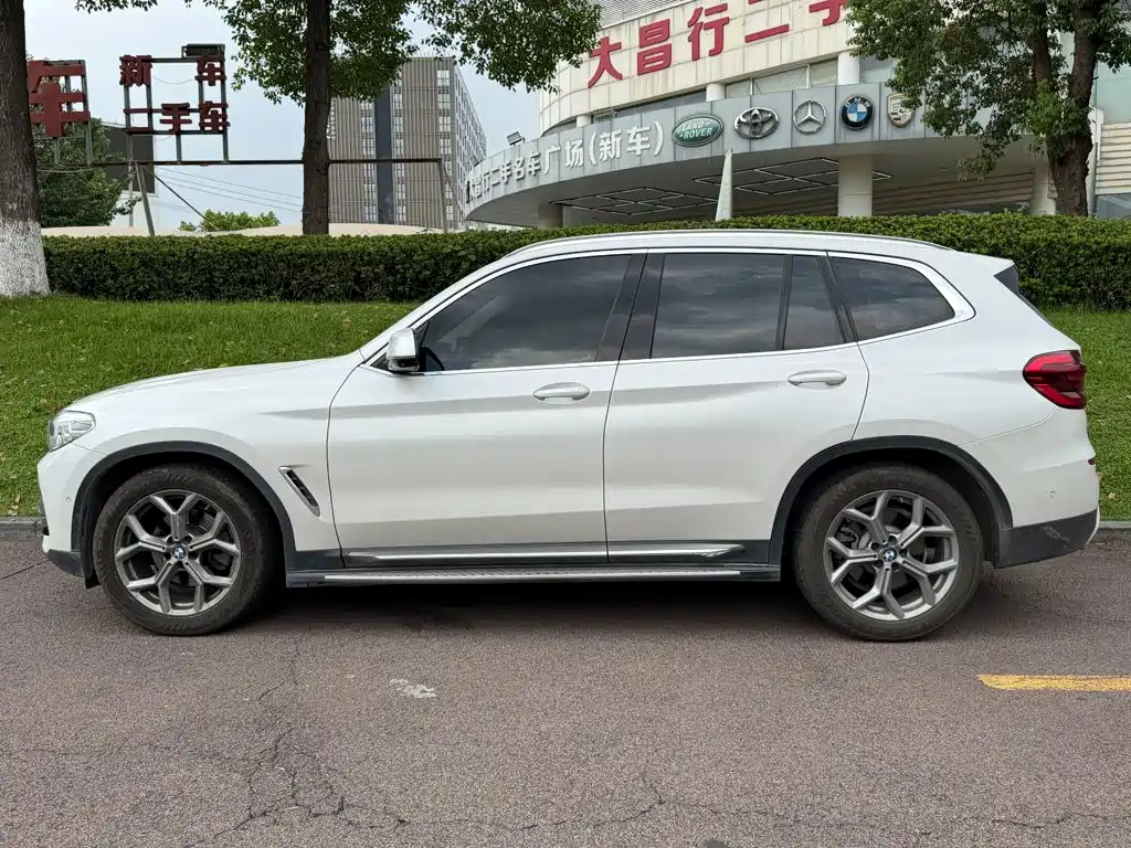 BMW X3 — миниатюра 3