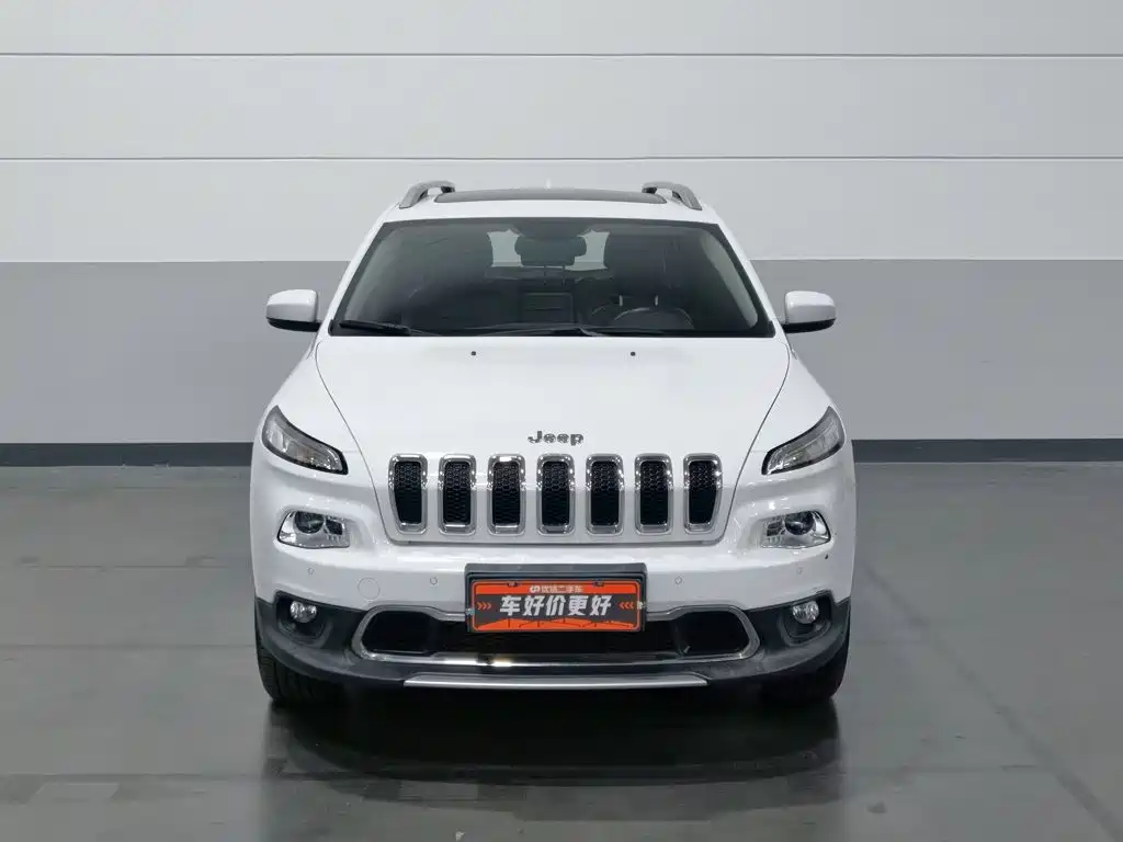 Jeep Cherokee — миниатюра 3