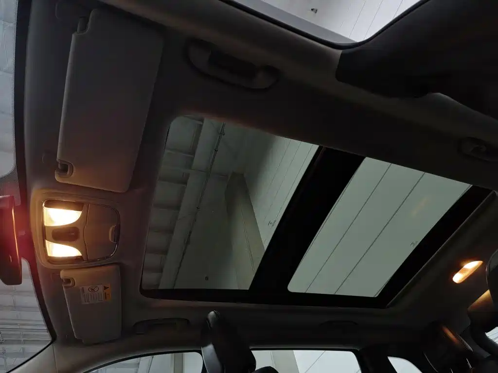 Jeep Cherokee — миниатюра 14