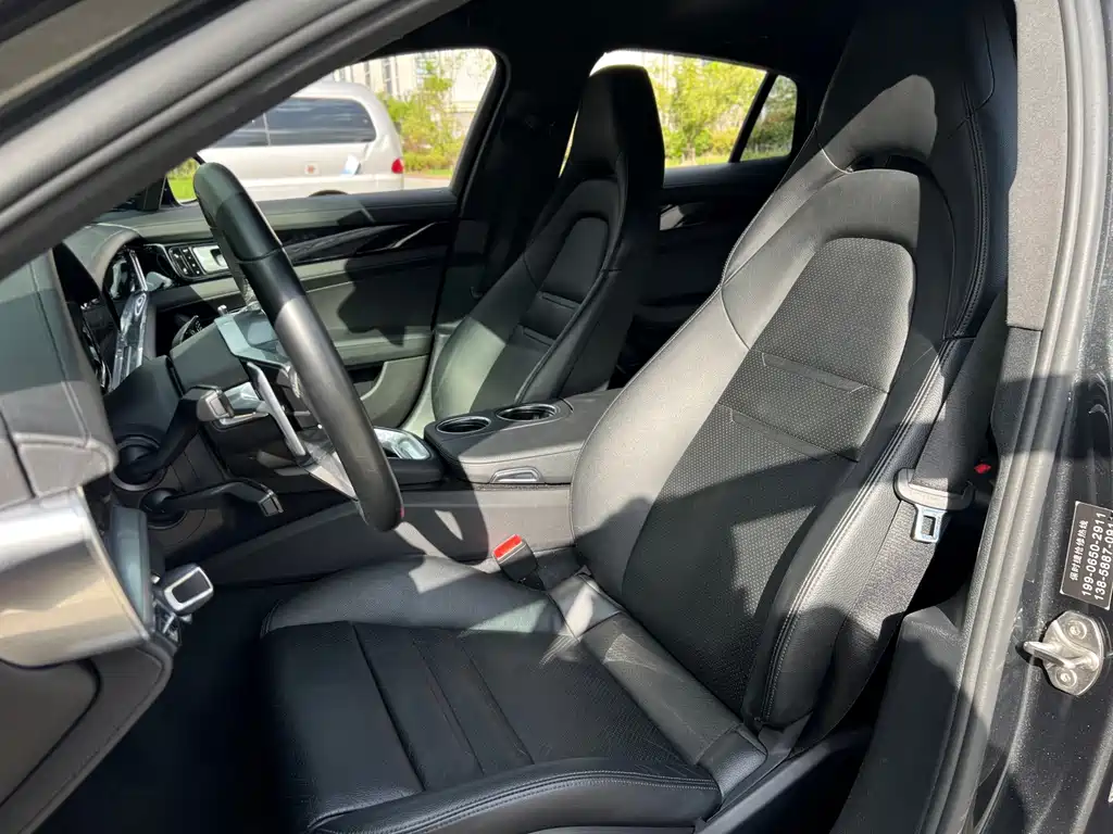Porsche Panamera — миниатюра 25