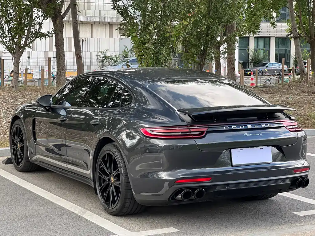 Porsche Panamera — миниатюра 4