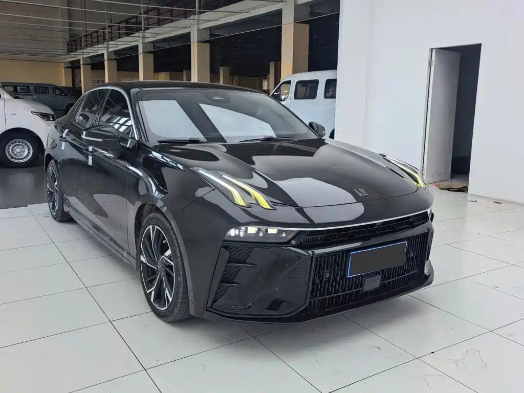 Lynk & Co 03 — миниатюра 3