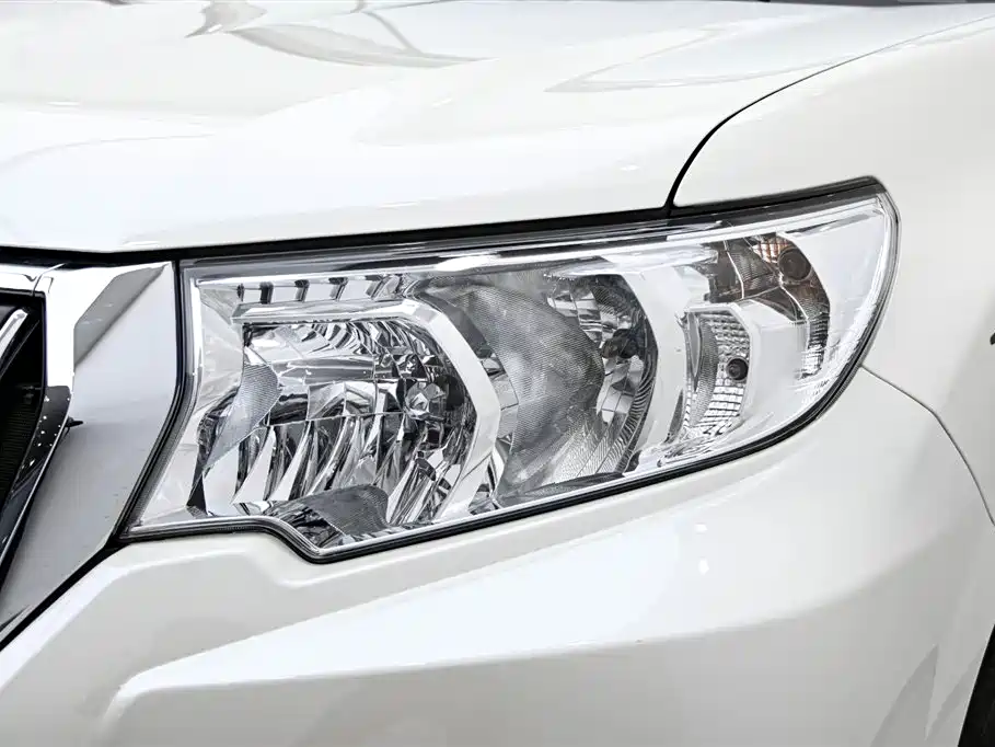 Toyota Land Cruiser Prado 2023 4.0L