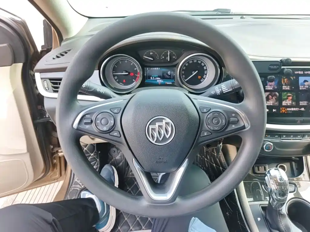 Buick Verano — миниатюра 11
