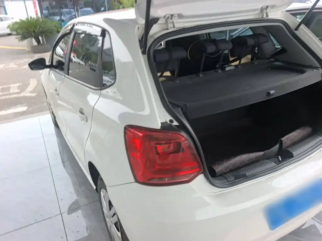 Volkswagen Polo — миниатюра 5