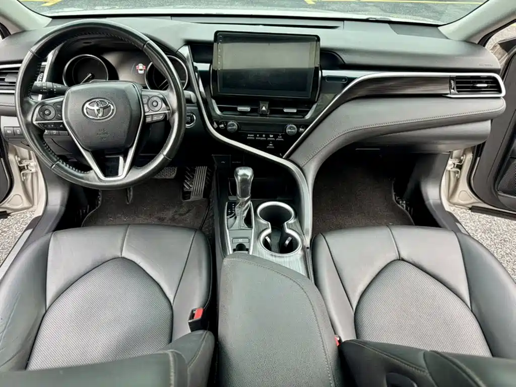 Toyota Camry — миниатюра 15