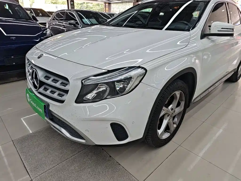 Mercedes-Benz GLA — миниатюра 24