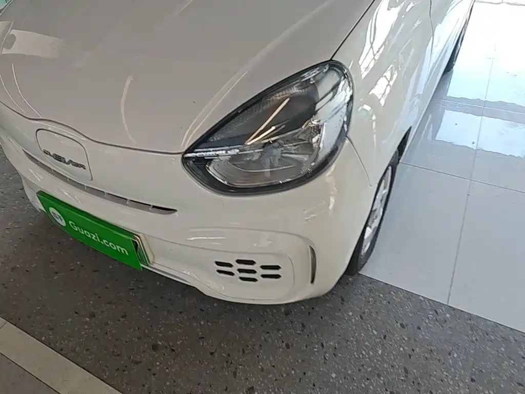 Roewe Clever — миниатюра 24