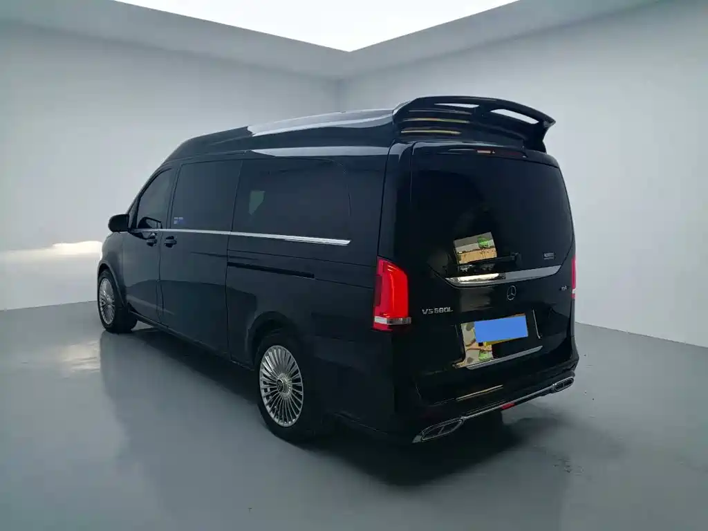 MERCEDES-BENZ V CLASS