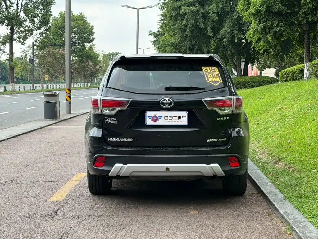 Toyota Highlander — миниатюра 5