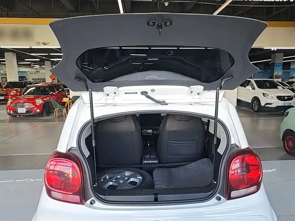 Roewe Clever — миниатюра 19