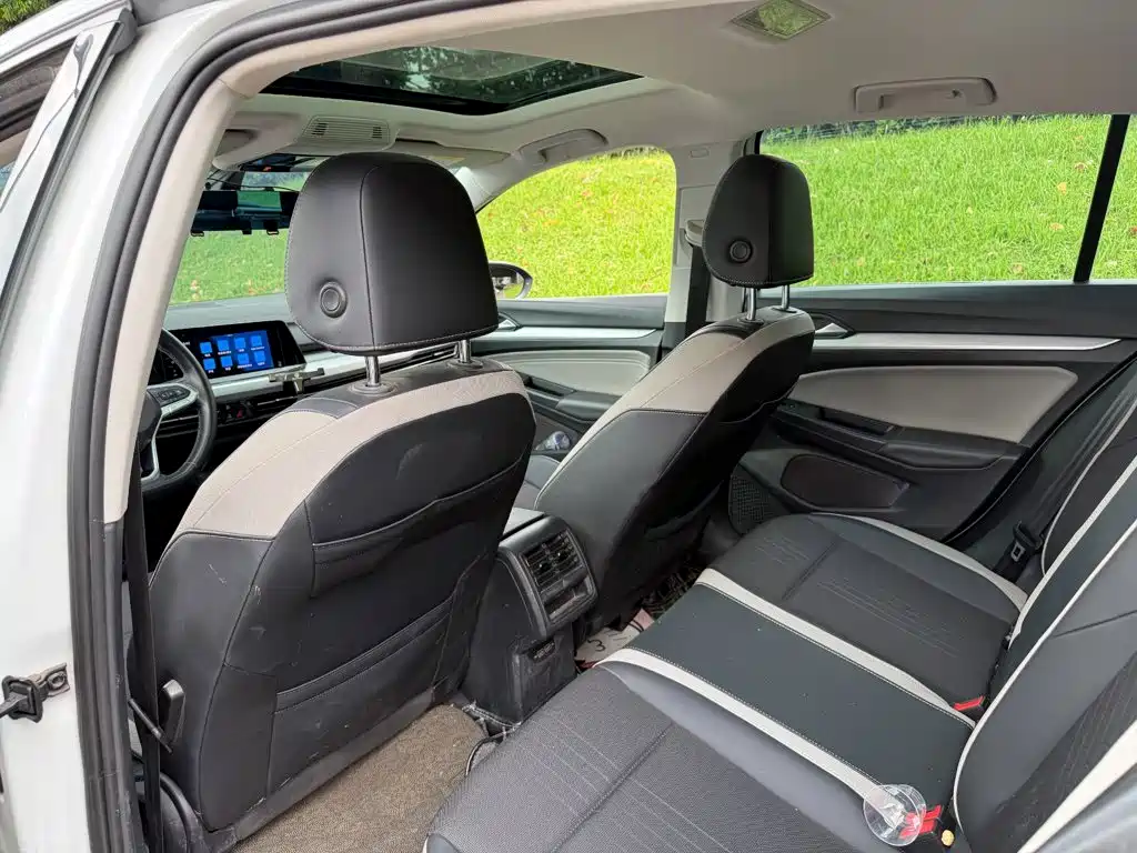 Volkswagen Golf — миниатюра 11