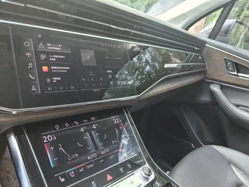 Audi Q7 — миниатюра 9