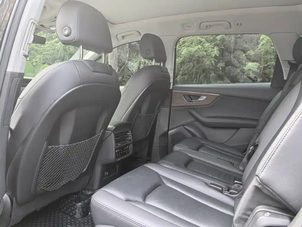 Audi Q7 — миниатюра 13