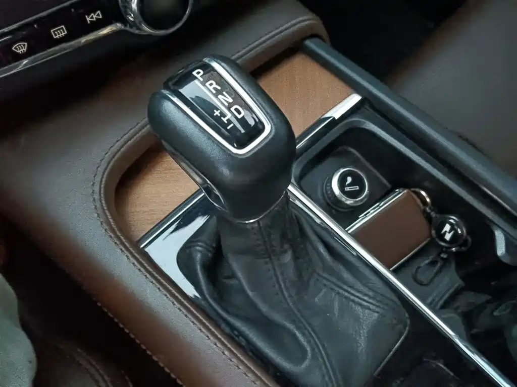 Volvo S90 — миниатюра 7