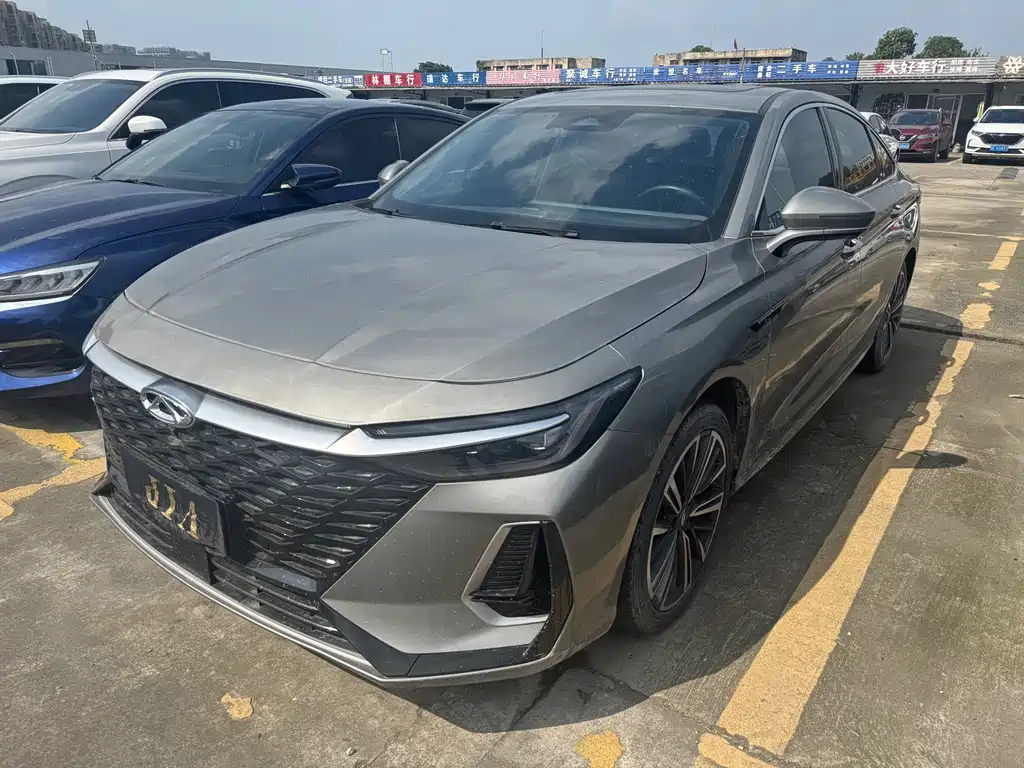 Chery Arrizo 8