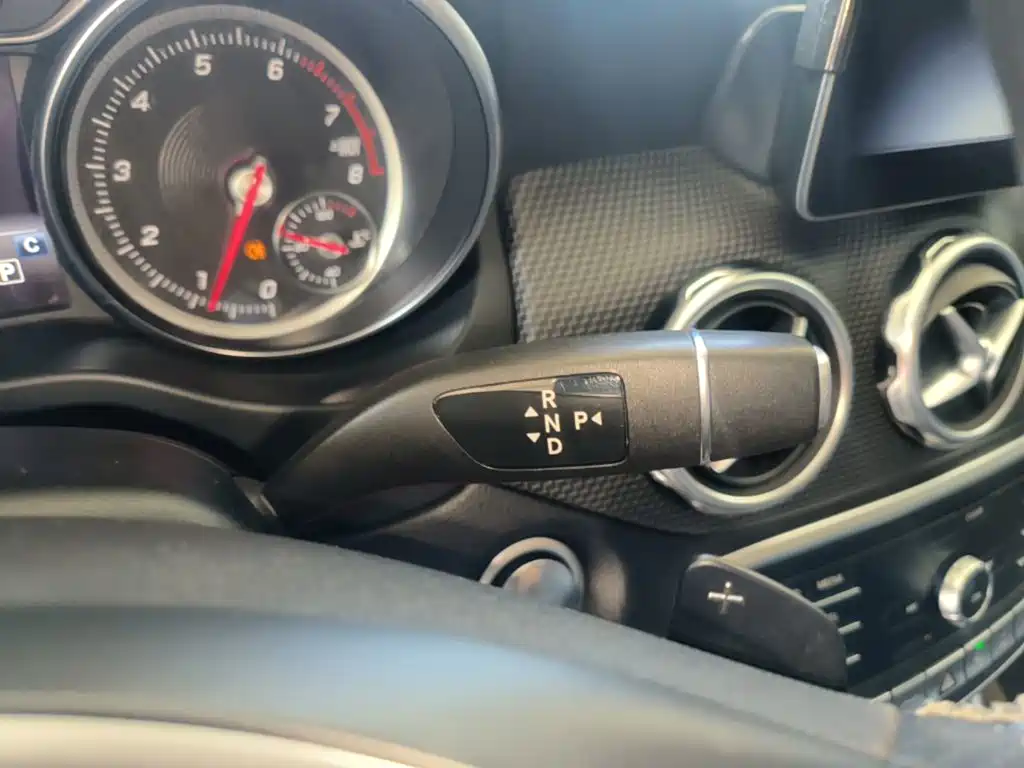 Mercedes-Benz GLA — миниатюра 14