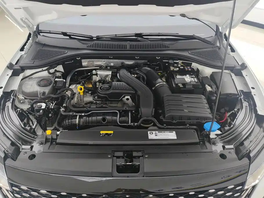 Volkswagen Lavida — миниатюра 10
