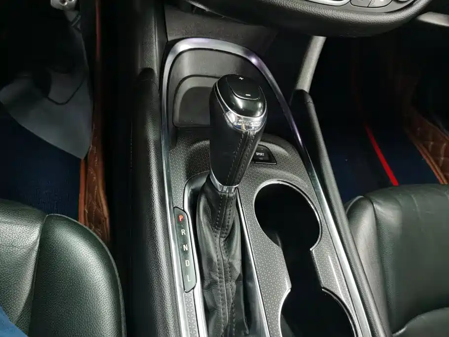 Chevrolet Malibu XL — миниатюра 16