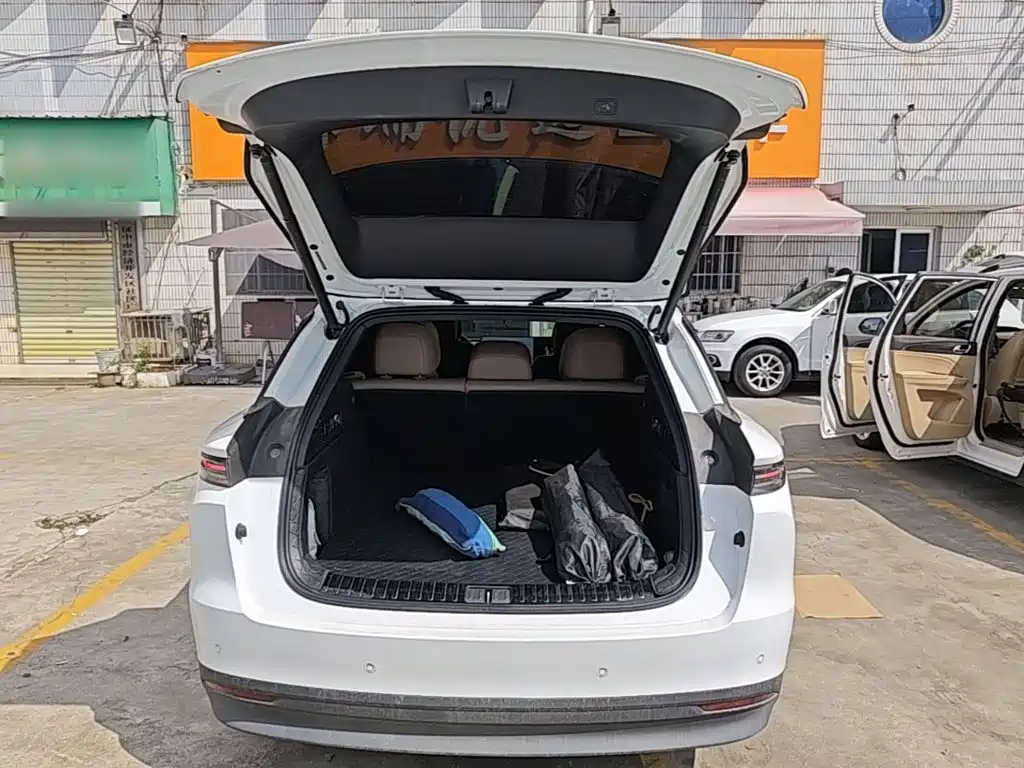 Li Auto Li i6 — миниатюра 19