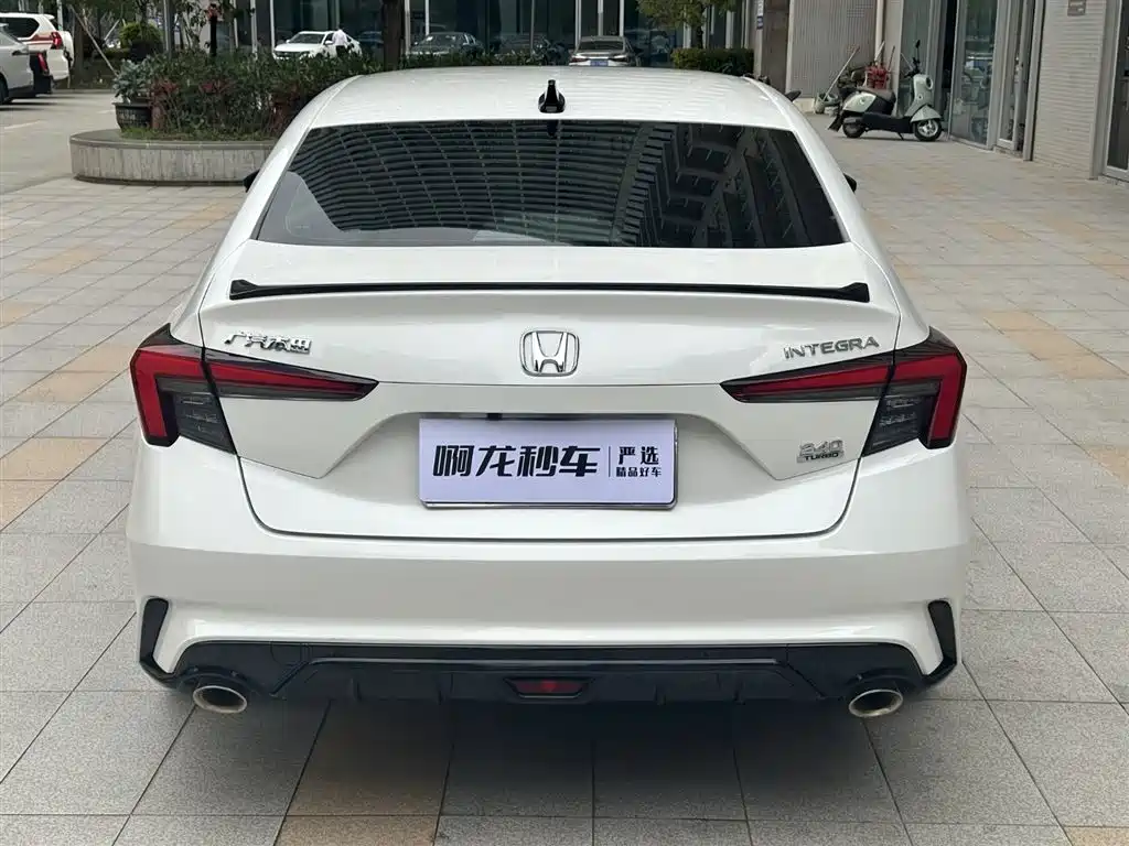 Honda Integra 2022 240TURBO CVT