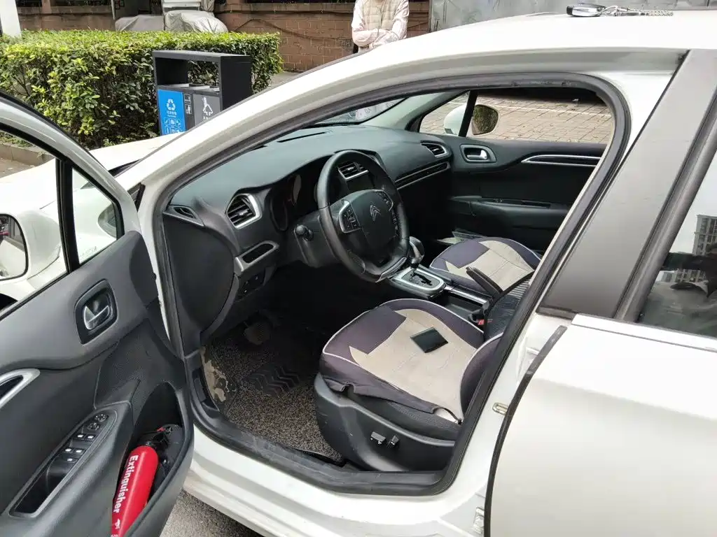 Citroen C4L — миниатюра 17
