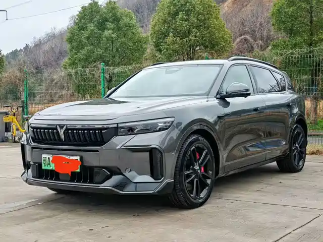 VOYAH LAN TU FREE 2025